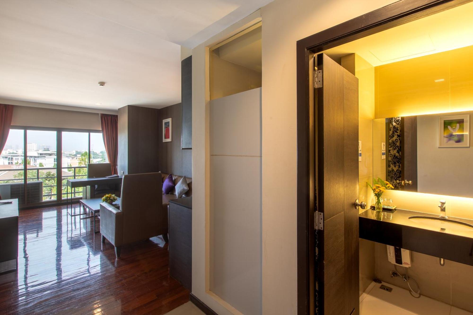 Mida Hotel Don Mueang Airport Bangkok Esterno foto